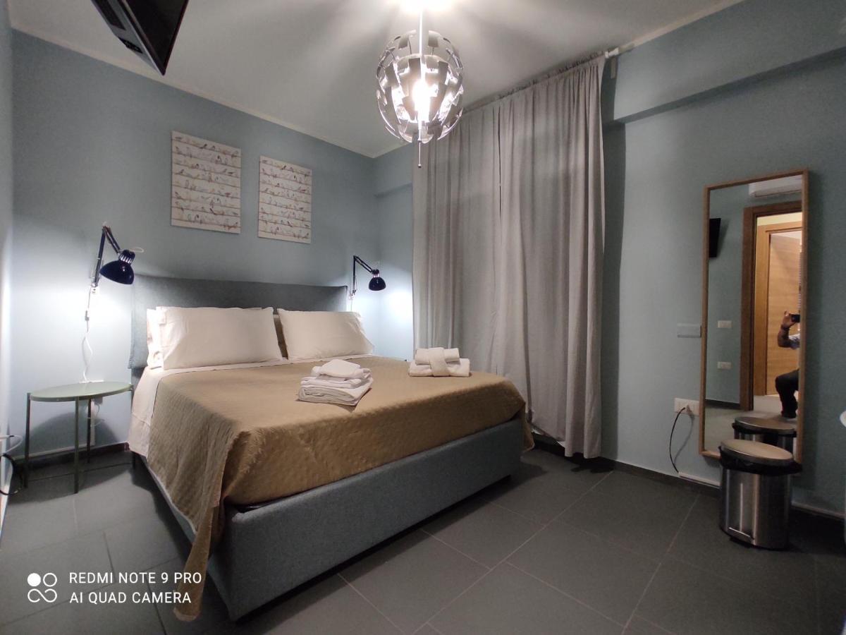 Bbnapl'Est Hotel Наполи Екстериор снимка