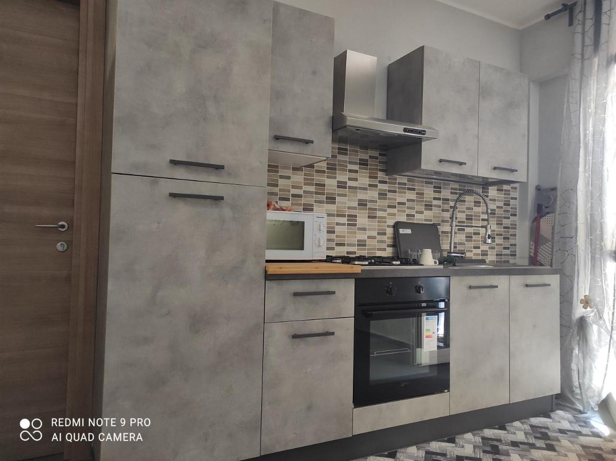 Bbnapl'Est Hotel Наполи Екстериор снимка